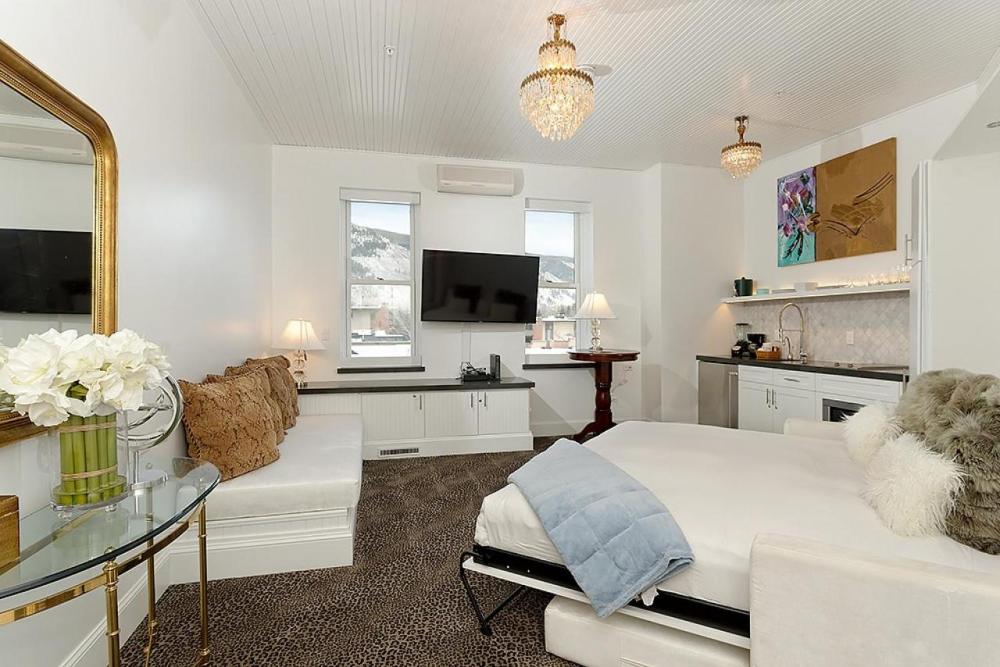 Presidential Suite interior